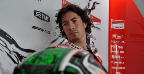 MotoGP: Nicky Hayden opuci wycig w Czechach. Zobacz wypadek Amerykanina na Indianapolis