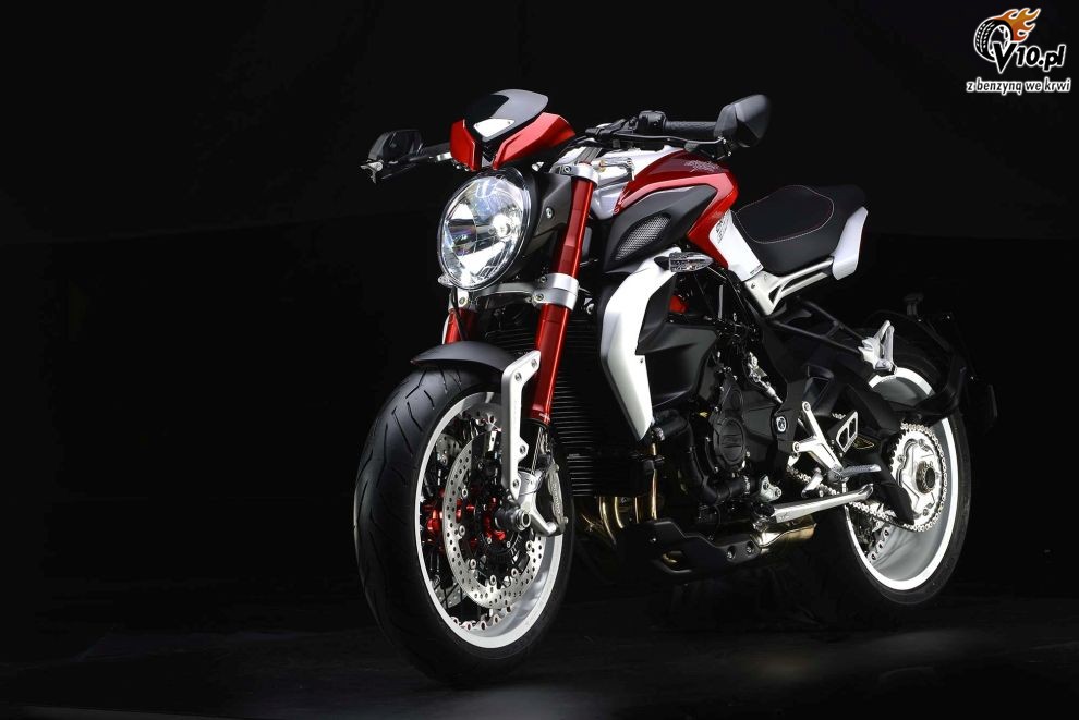 MV Agusta Brutale Dragster 800 RR na 2015 rok