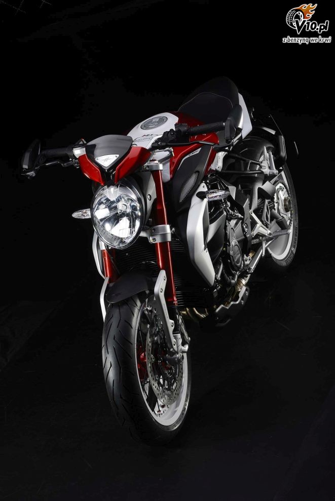 MV Agusta Brutale Dragster 800 RR na 2015 rok