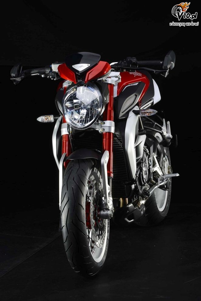 MV Agusta Brutale Dragster 800 RR na 2015 rok