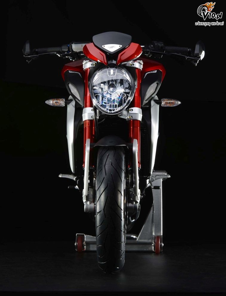 MV Agusta Brutale Dragster 800 RR na 2015 rok