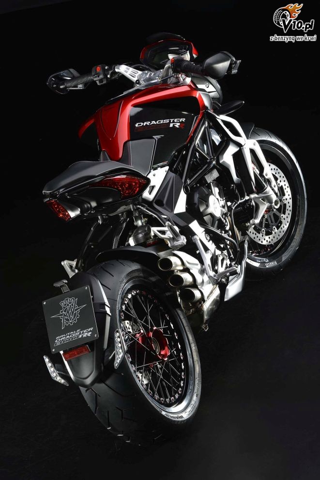 MV Agusta Brutale Dragster 800 RR na 2015 rok