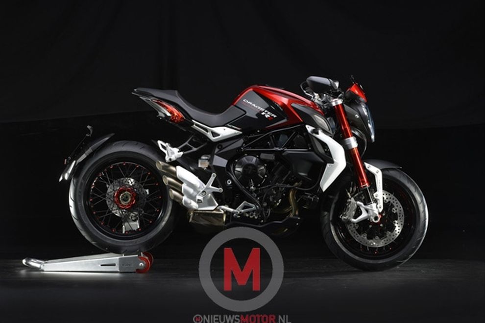 MV Agusta Dragster 800RR - teaser