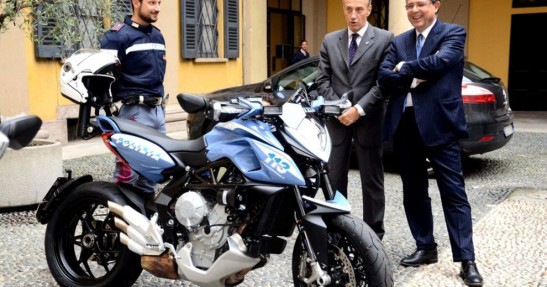 MV Agusta Rivale 800 - pogromca przestępczości