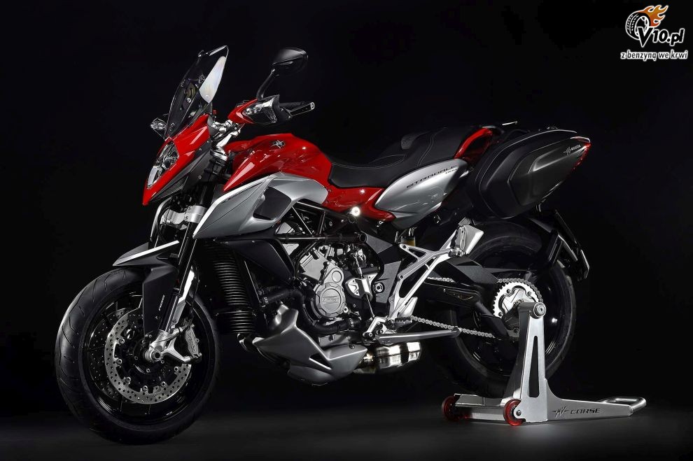 MV Agusta Stradale 800 na 2015 rok