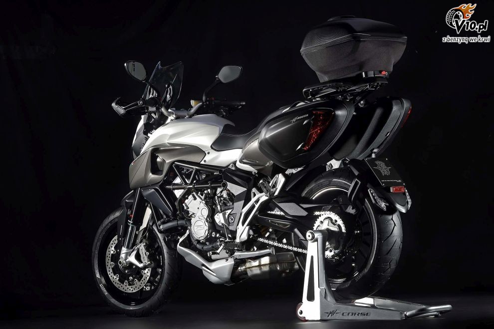 MV Agusta Stradale 800 na 2015 rok