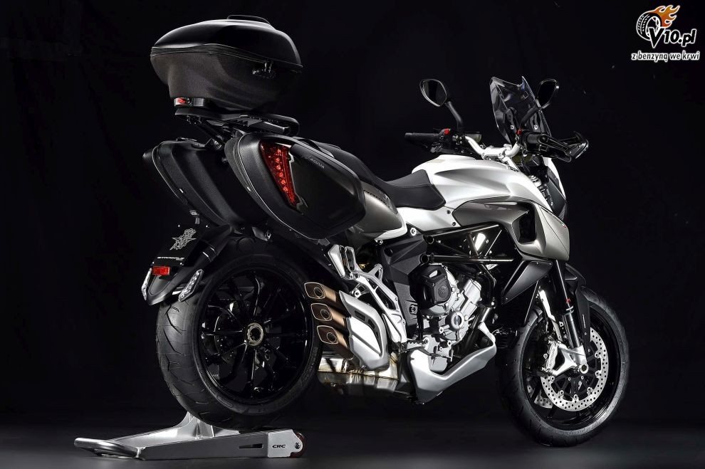 MV Agusta Stradale 800 na 2015 rok