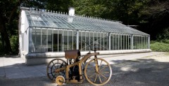 1885 Daimler riding car