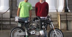 Alex Bell i Andres Pacheco - twrcy motocykla