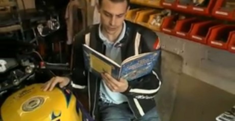 Motocykliści