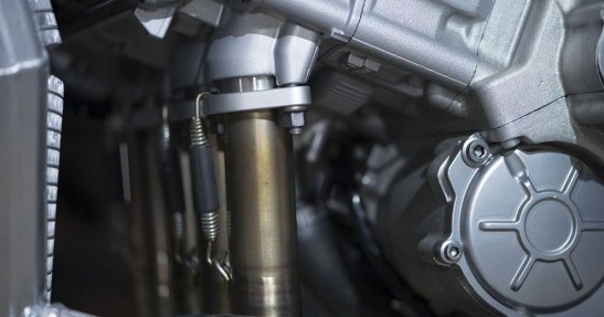 PGM V8 - motocykl o mocy 334 KM