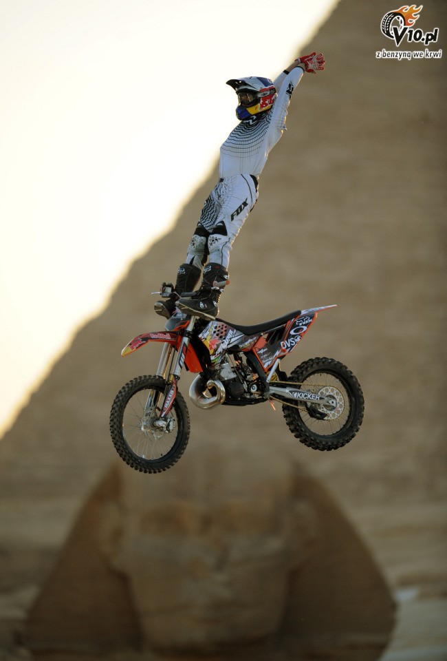Red Bull X-Fighters 2010 Egipt - trening