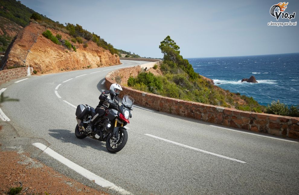 Suzuki V-Strom 1000 na 2015 rok w wersji Touring