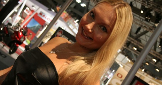EICMA 2010 i dziewczyny
