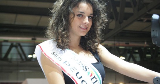 EICMA 2010 i dziewczyny