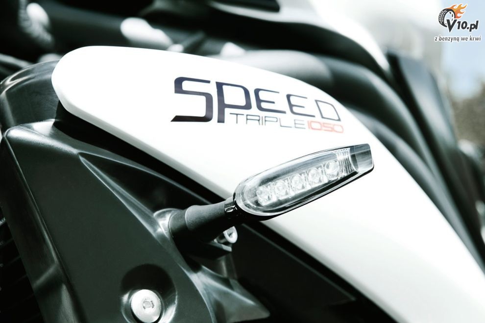 2011 Triumph Speed Triple 1050