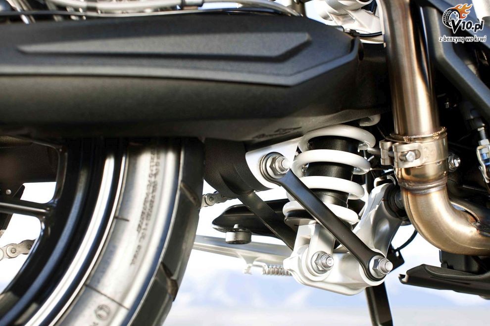 Triumph Tiger 800 XRx na 2015 rok