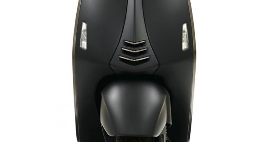 Vespa 946 Giorgio Armani