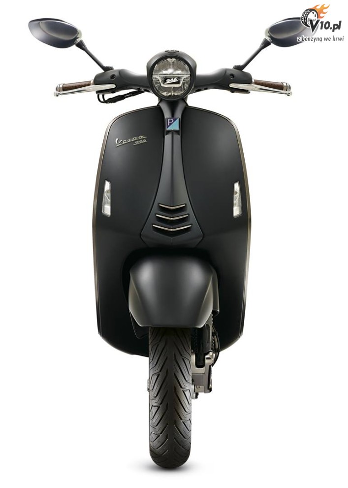 Vespa 946 Giorgio Armani