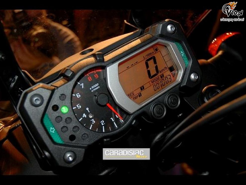 2010 Yamaha XT1200Z Super Tenere - prezentacja w Paryu