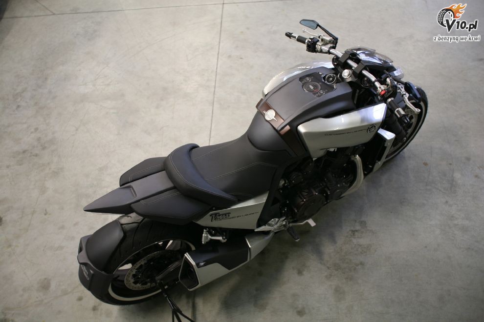 Yamaha VMAX HyperModified by Lazareth