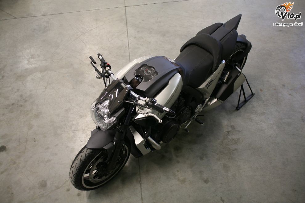 Yamaha VMAX HyperModified by Lazareth