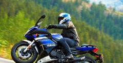 Yamaha FZ6R na 2013 rok