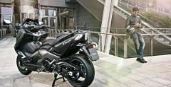 Yamaha T-MAX Iron Max na 2015 rok