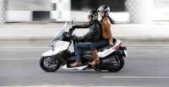 Yamaha X-Max 400 - kompaktowe dzieci docza do rodziny maxi skuterw spod znaku