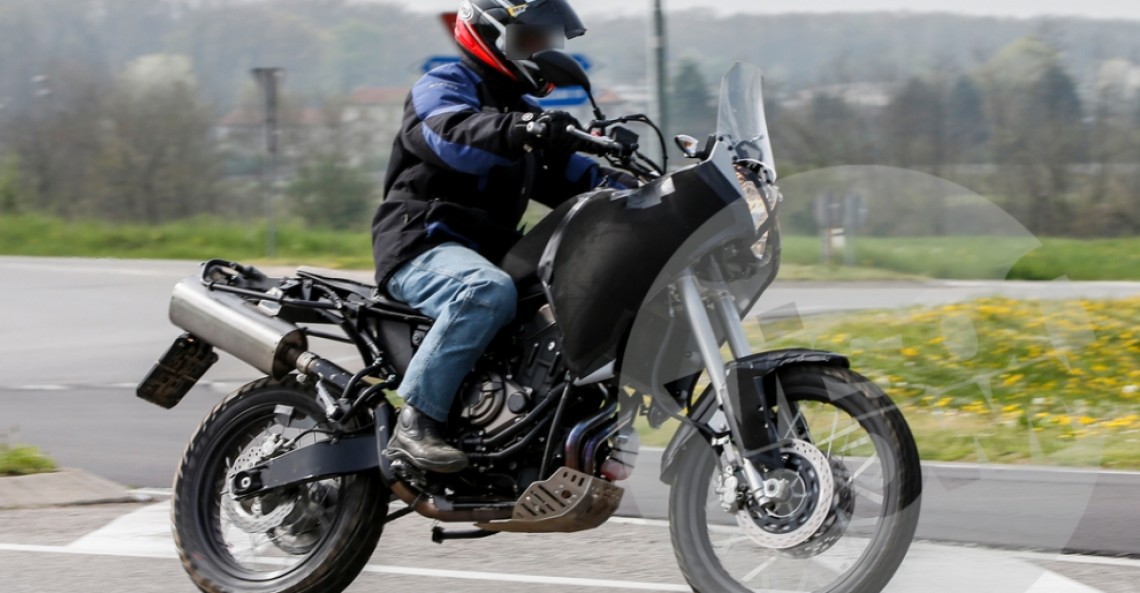 Yamaha MT-07 Tenere - zdjęcia szpiegowskie