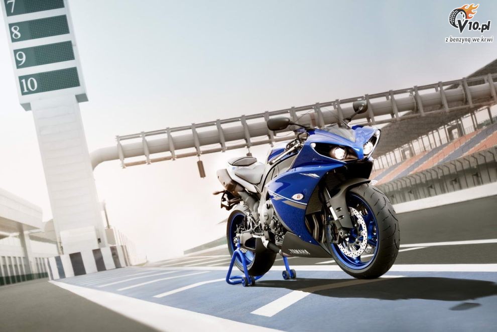 Yamaha YZF-R1 w malowaniu 