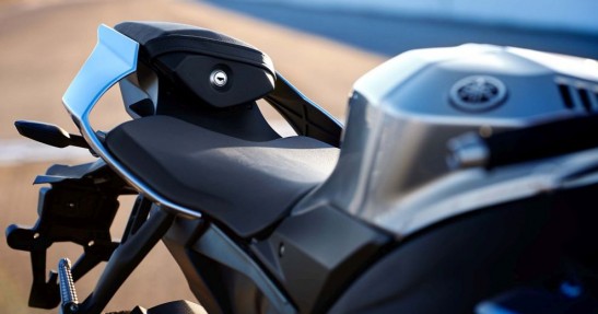 Yamaha YZF-R1M na 2015 rok