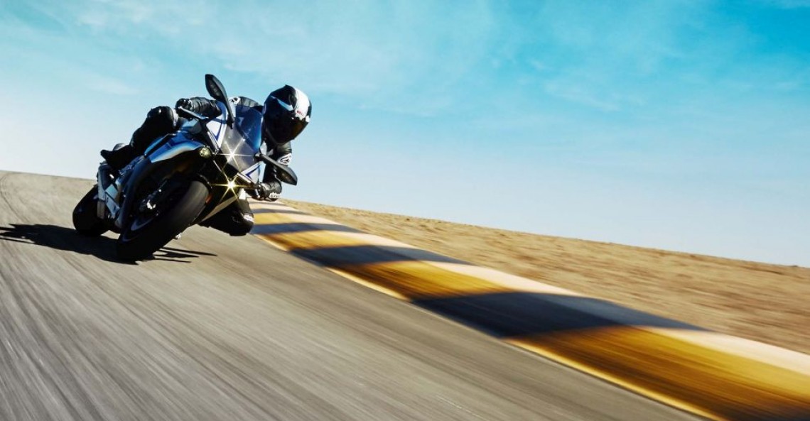 Yamaha YZF-R1M na 2015 rok