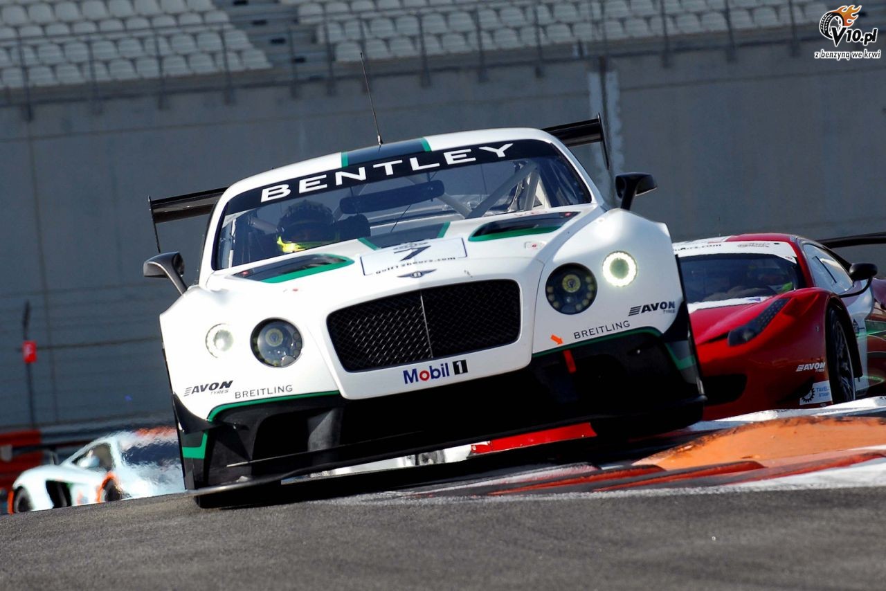 Broniszewski pokona Bentleya i wrci na podium Gulf 12 Hours