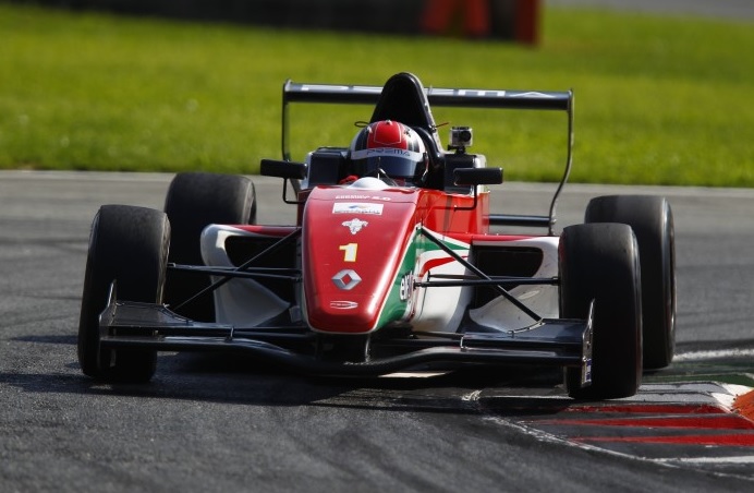 Aleksander Bosak awansowa do serii GP3