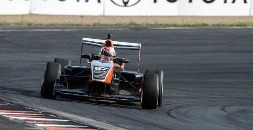 Ptak ósmy w otwierającym wyścigu trzeciej rundy Toyota Racing Series