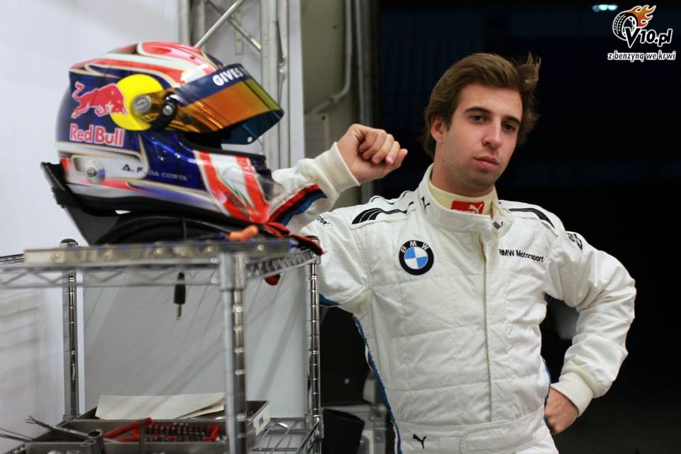 Antonio Felix da Costa sprbowa si w samochodzie DTM