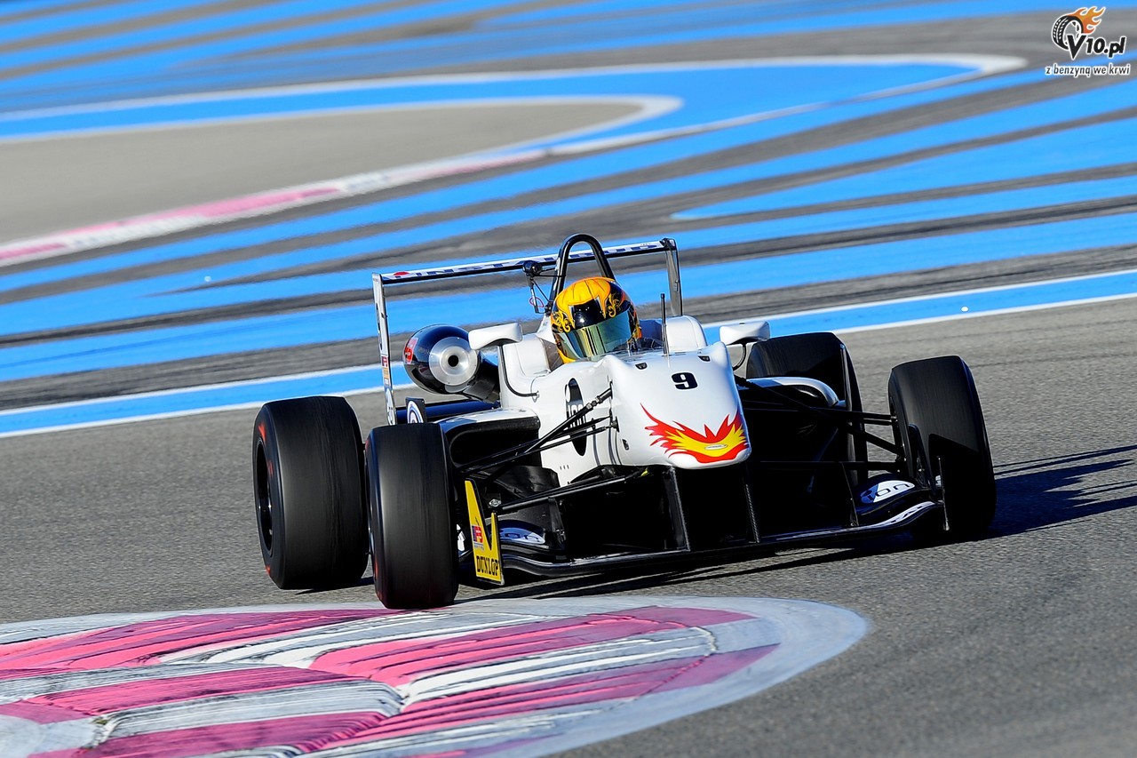 Artur Janosz dziesity w debiucie w European F3 Open na Paul Ricard