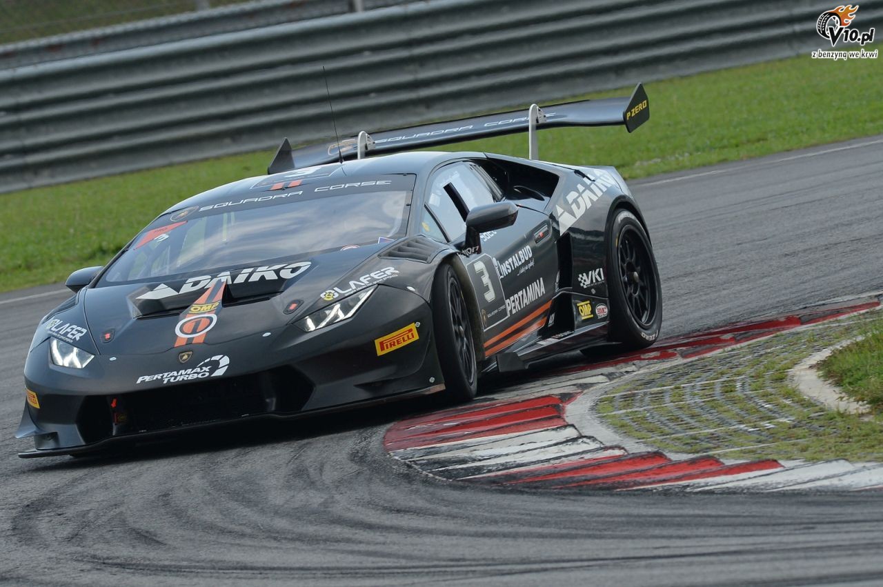 Janosz kolejnym Polakiem w programie rozwoju młodych kierowców Lamborghini