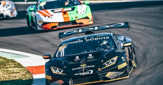 Artur Janosz w Lamborghini Super Trofeo World Final