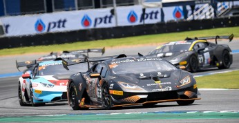 Starty Polaków w weekend: Janosz znów wygrywa w Lamborghini Super...