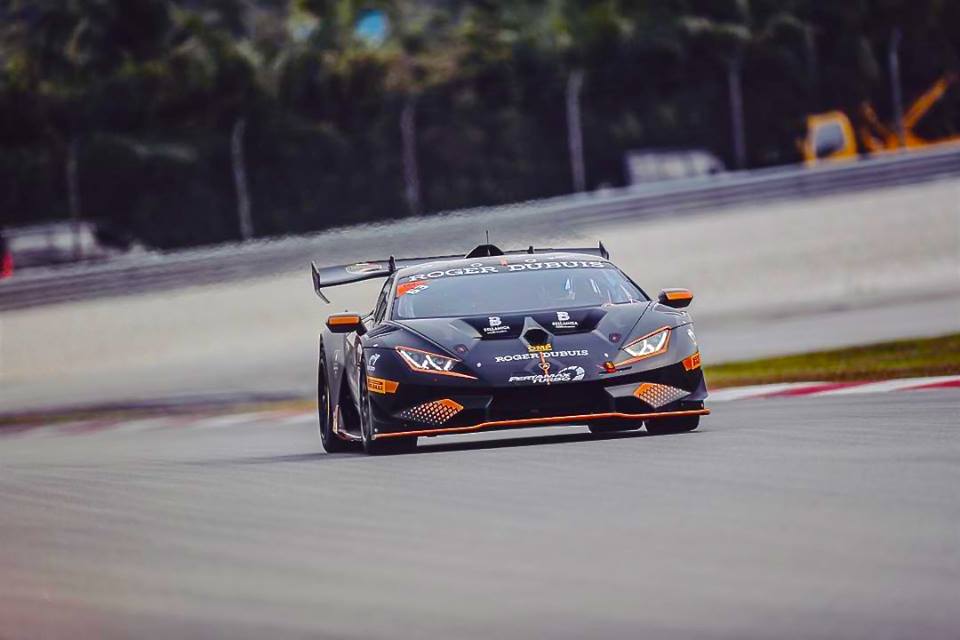 Artur Janosz w Lamborghini Super Trofeo Asia