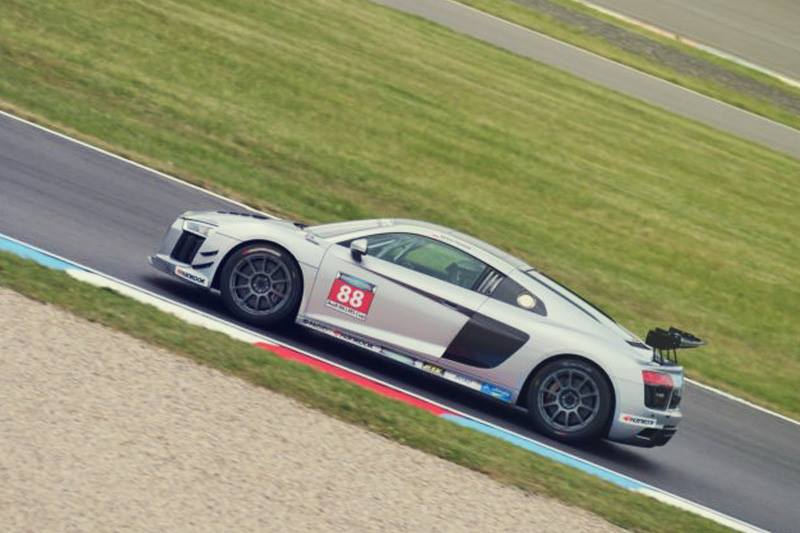 Bartosz Paziewski w Audi R8 LMS Cup