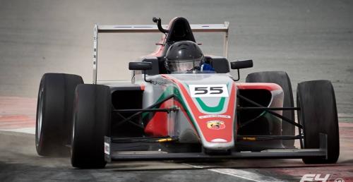 Kaminiarz kończy sezon Formuły 4 ZEA na 10. miejscu