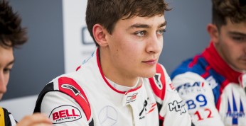 Russell pojeździ na treningach F1