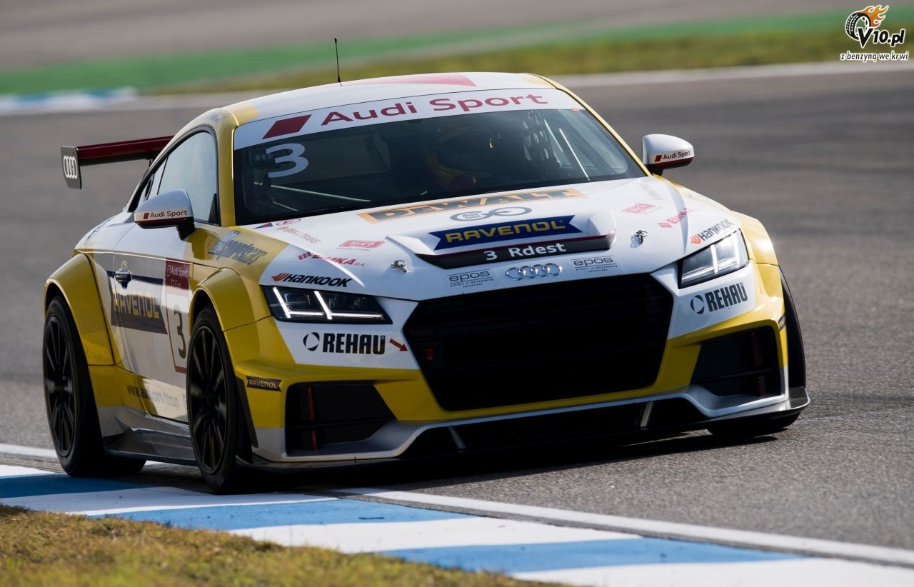 Gosia Rdest w Audi Sport TT Cup