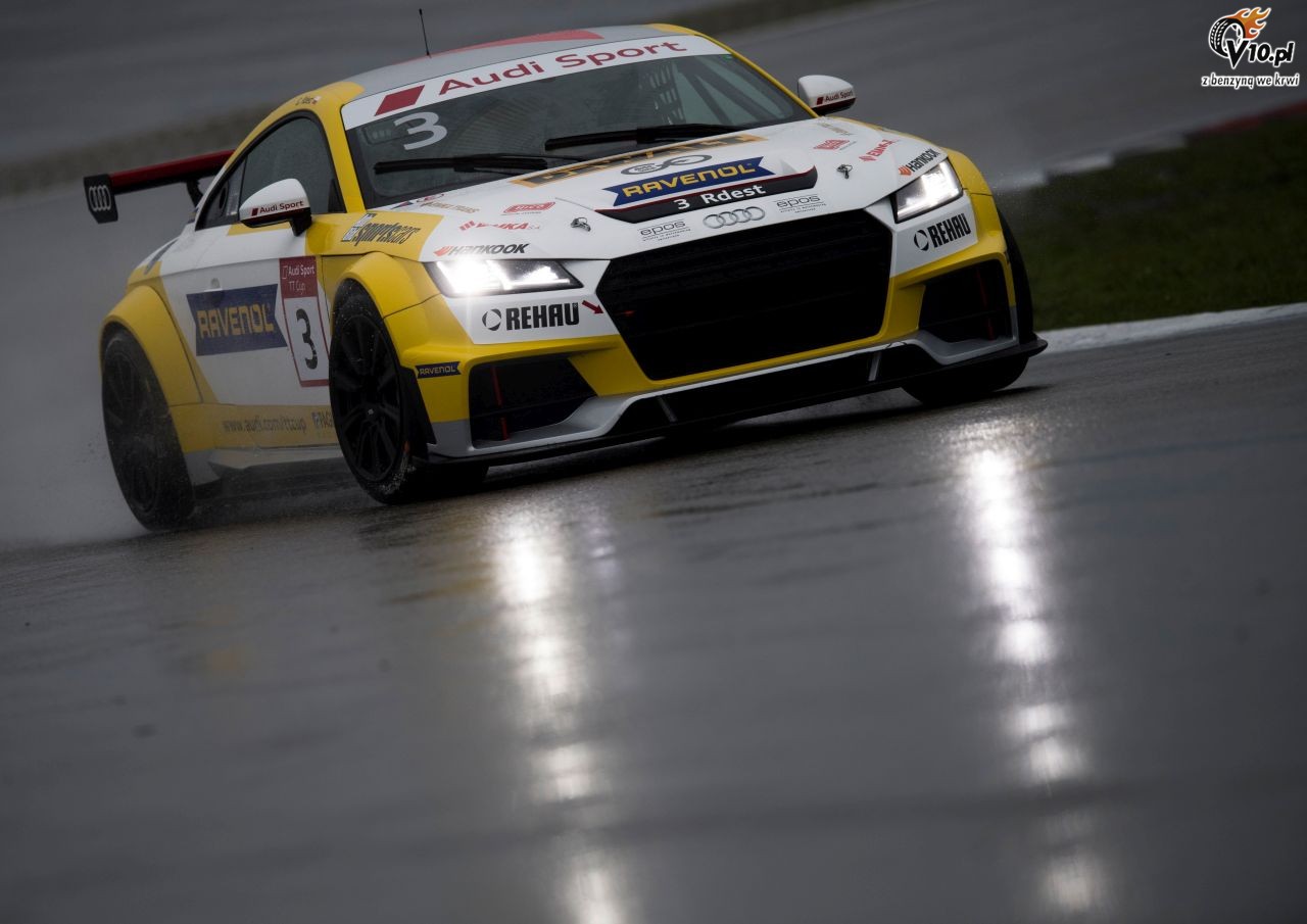 Gosia Rdest w Audi Sport TT Cup
