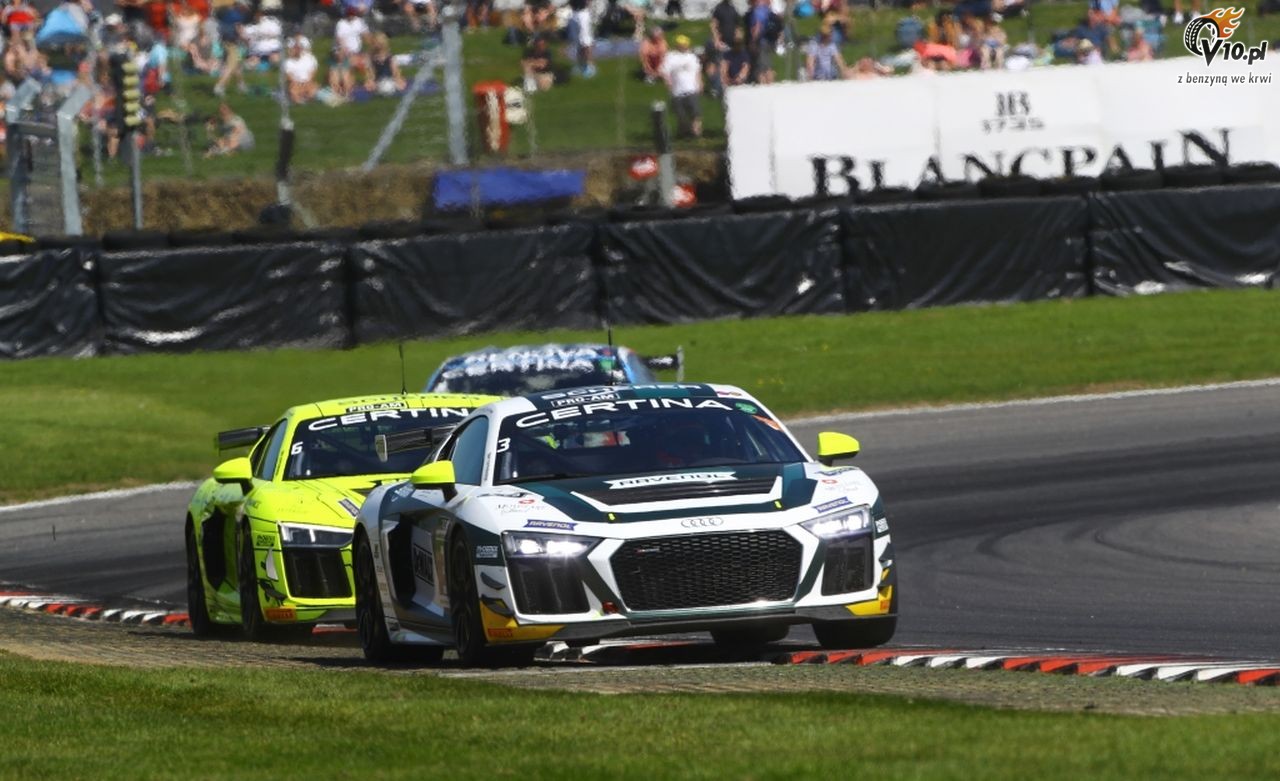 Gosia Rdest w GT4 European Series