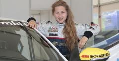 Gosia Rdest na podium w indyjskim pucharze VW Polo na torze Buddh