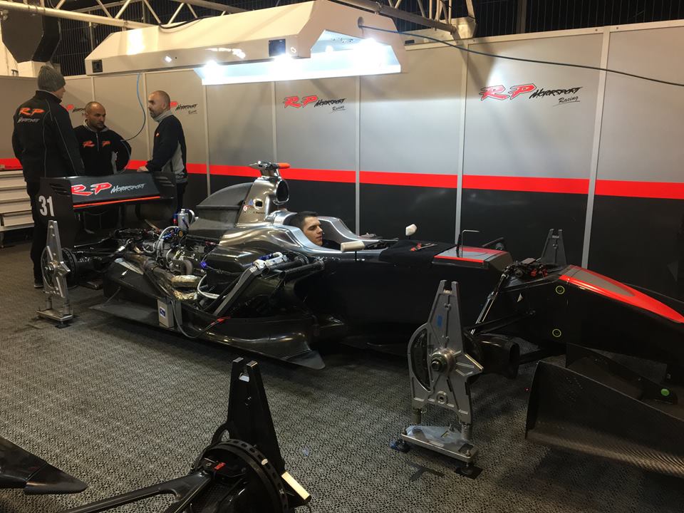 Waliko ma szans awansu do Formuy V8 3.5 na sezon 2017